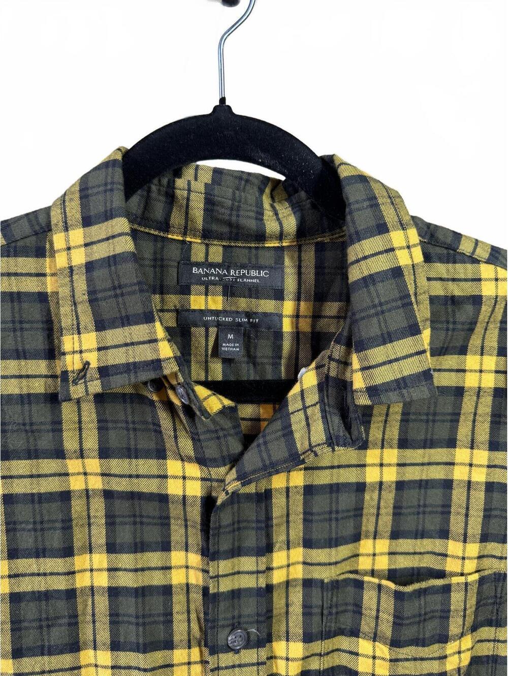 Banana Republic Men's Yellow and Black Plaid Button-Up Shirt Medium
